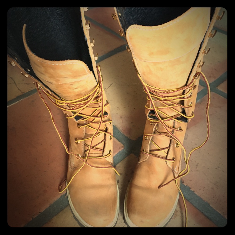 Timberland 14” lace-up knee-high boots 🌟